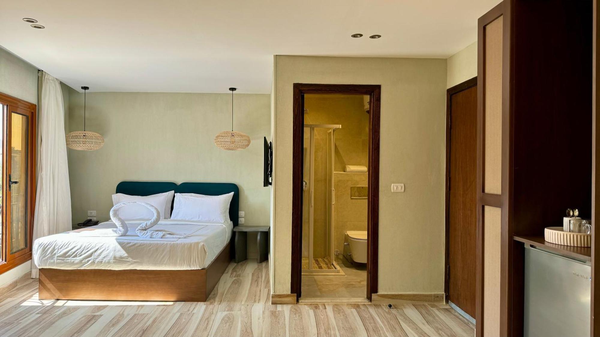 Almas Pyramids Hotel Kafrat al Jabal Exterior photo