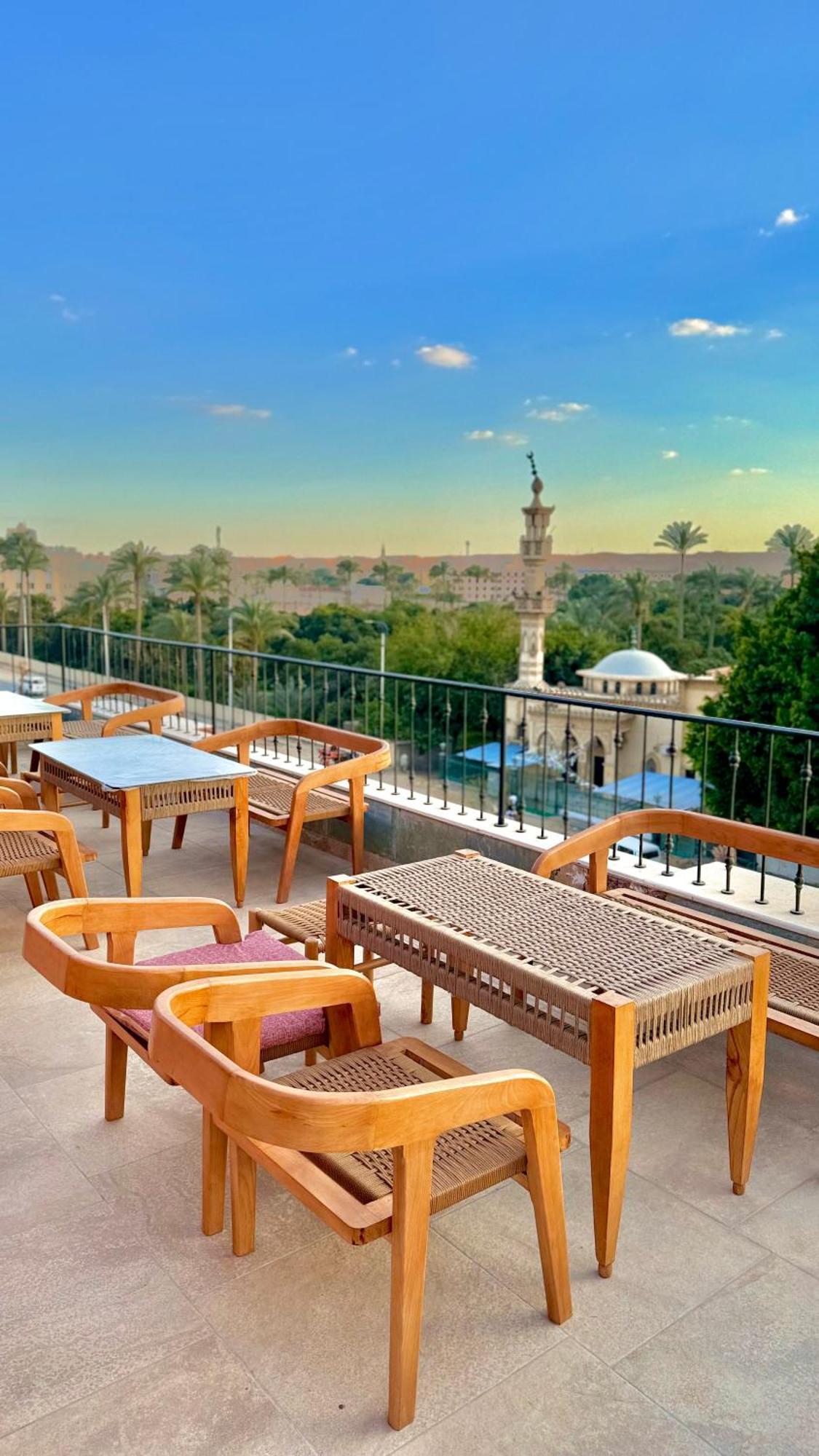 Almas Pyramids Hotel Kafrat al Jabal Exterior photo