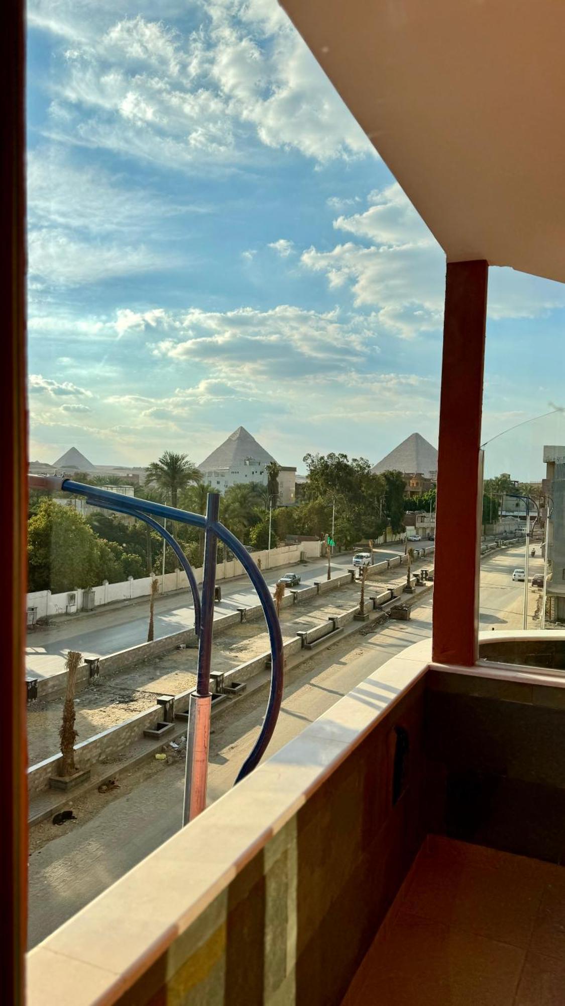 Almas Pyramids Hotel Kafrat al Jabal Exterior photo